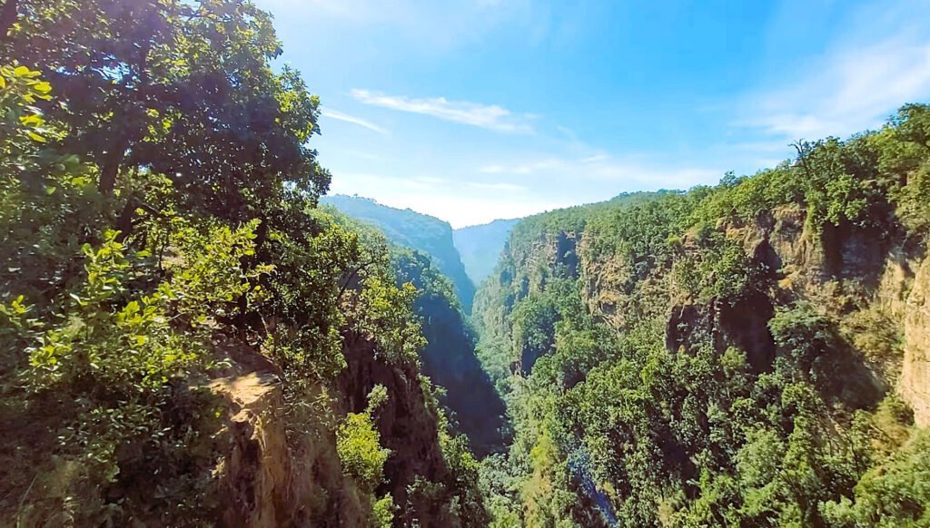 Handi Khoh Valley in Pachmarhi