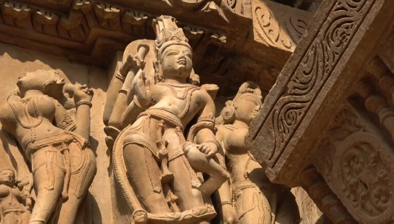 Khajuraho Panna Orchha Tour Package