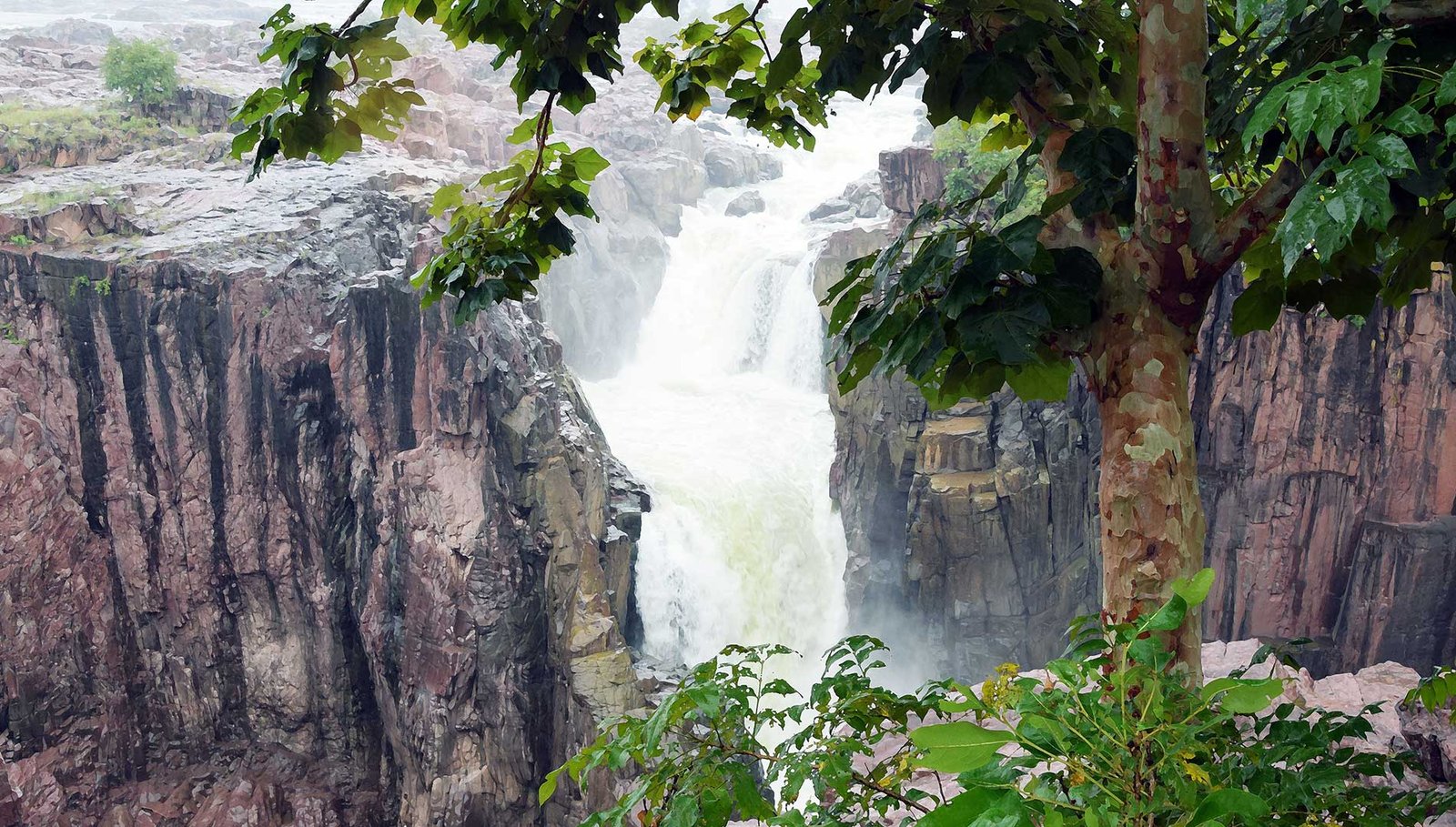 Enjoy the view at Raneh Falls near Khajuraho